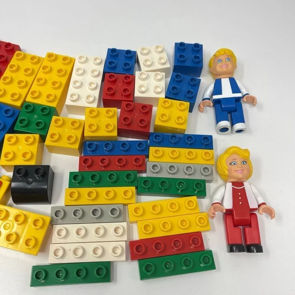 Vintage Tandem 1987 Family Figures Building Bricks Blocks Set 43 Pieces